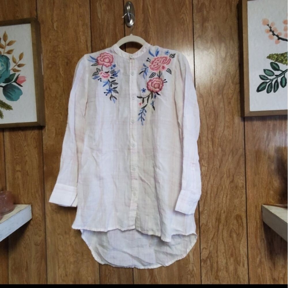 Kyla Seo | Linen Embroidered Floral Long Sleeve Blouse | Size S - Picture 2 of 10